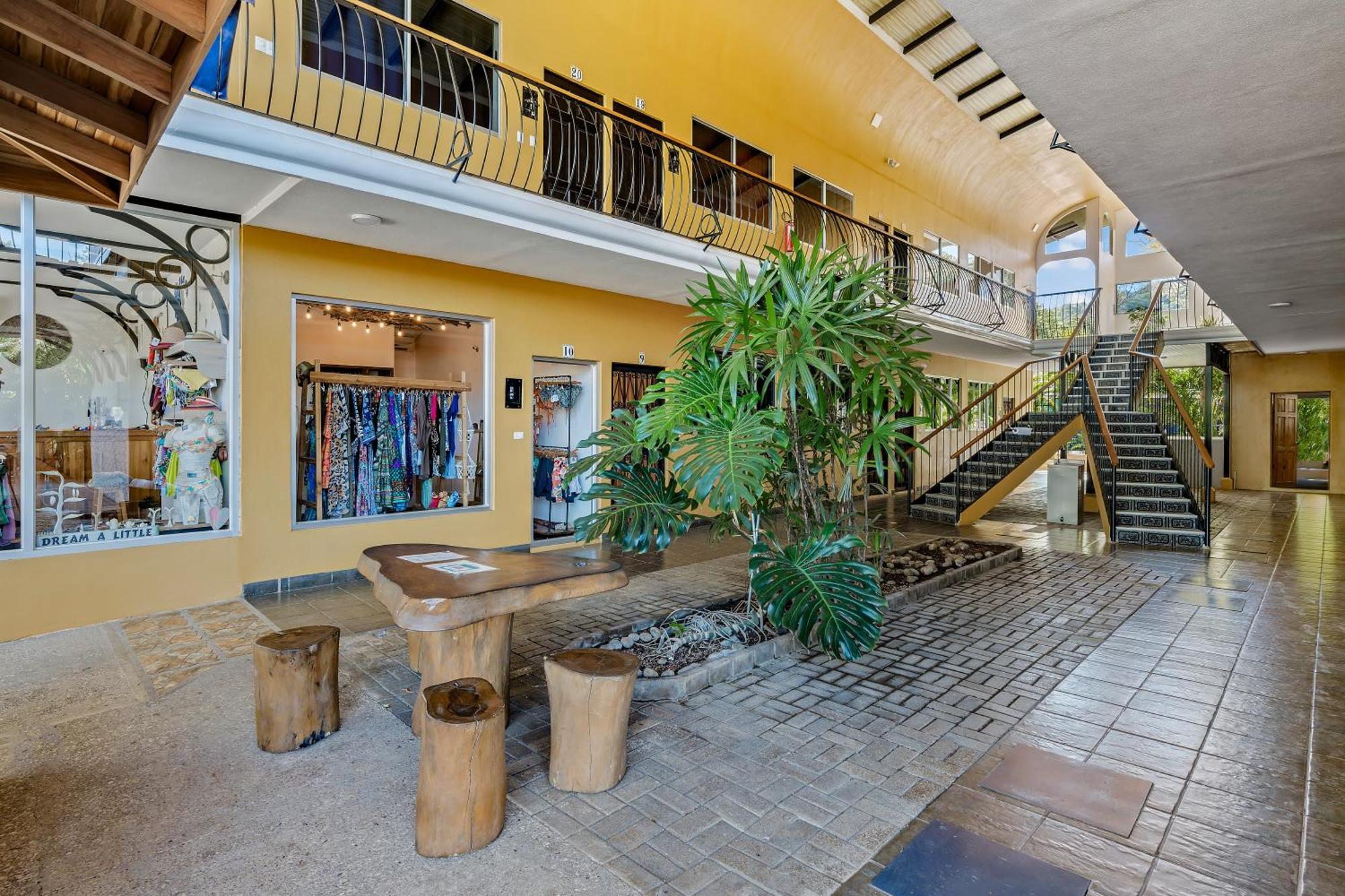 Hotel Tamarindo Inn - 1 Mi To Tamarindo Beach Esterno foto
